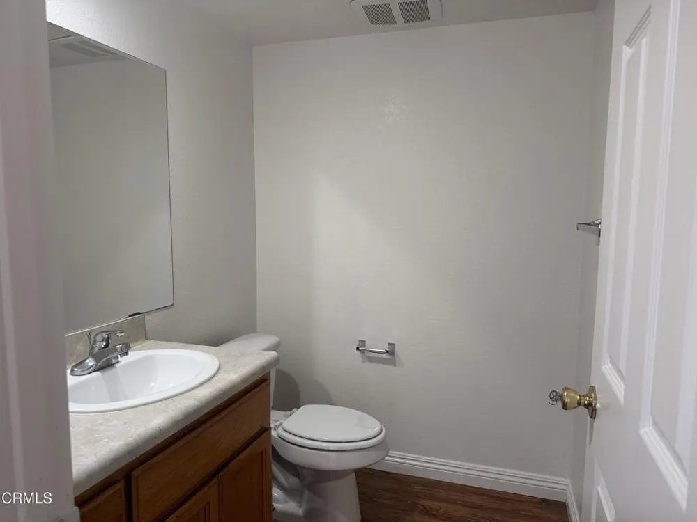 3115 Banning Avenue #B Lynwood, CA 90262