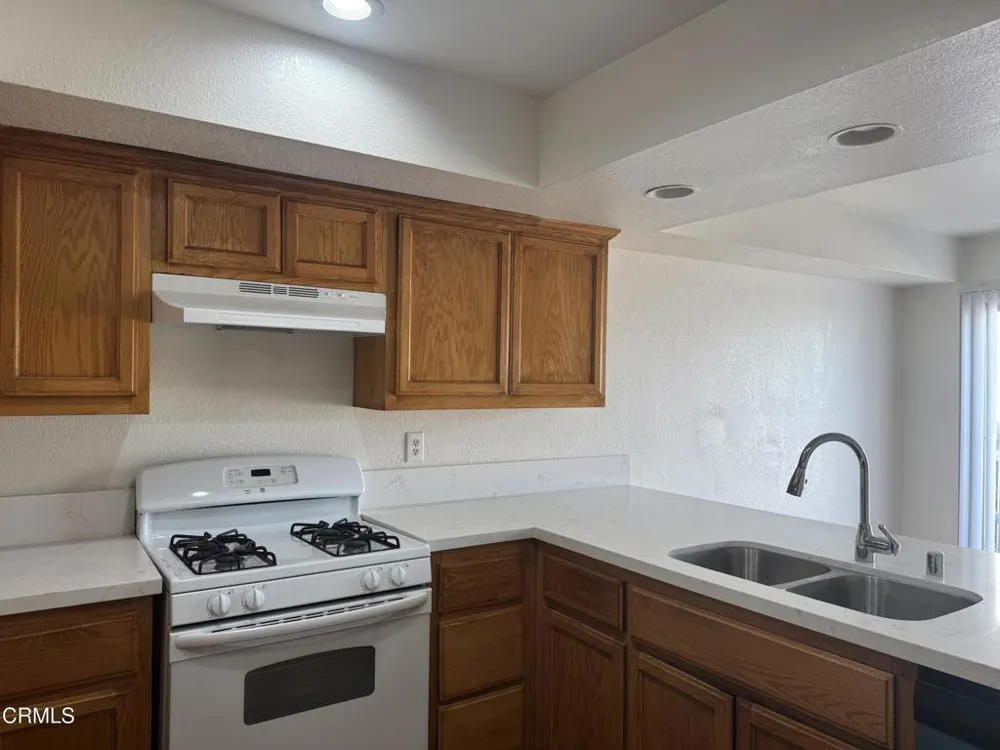 3115 Banning Avenue #B Lynwood, CA 90262