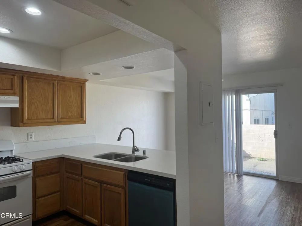 3115 Banning Avenue #B Lynwood, CA 90262