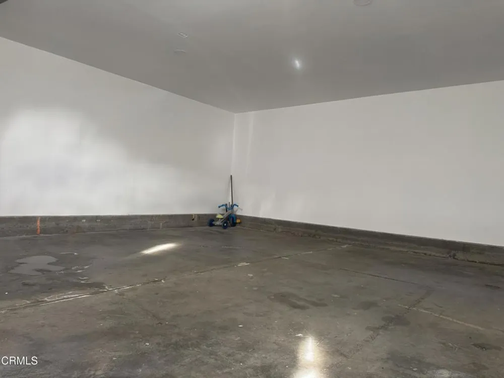 3115 Banning Avenue #B Lynwood, CA 90262