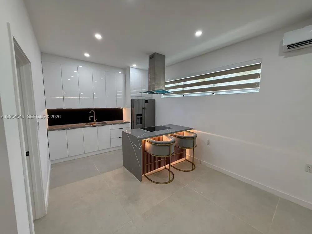 401 NW 131st St #2A North Miami, FL 33168