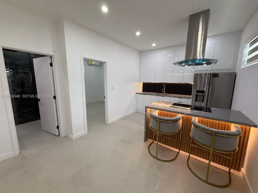 401 NW 131st St #2A North Miami, FL 33168