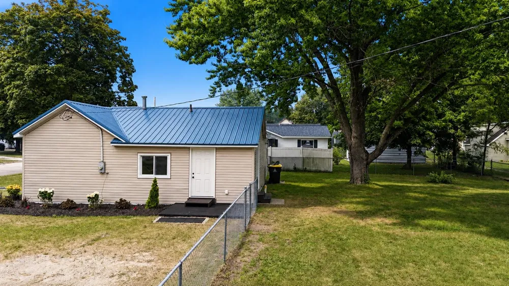 1117 Ward Street Mt Pleasant City, MI 48858