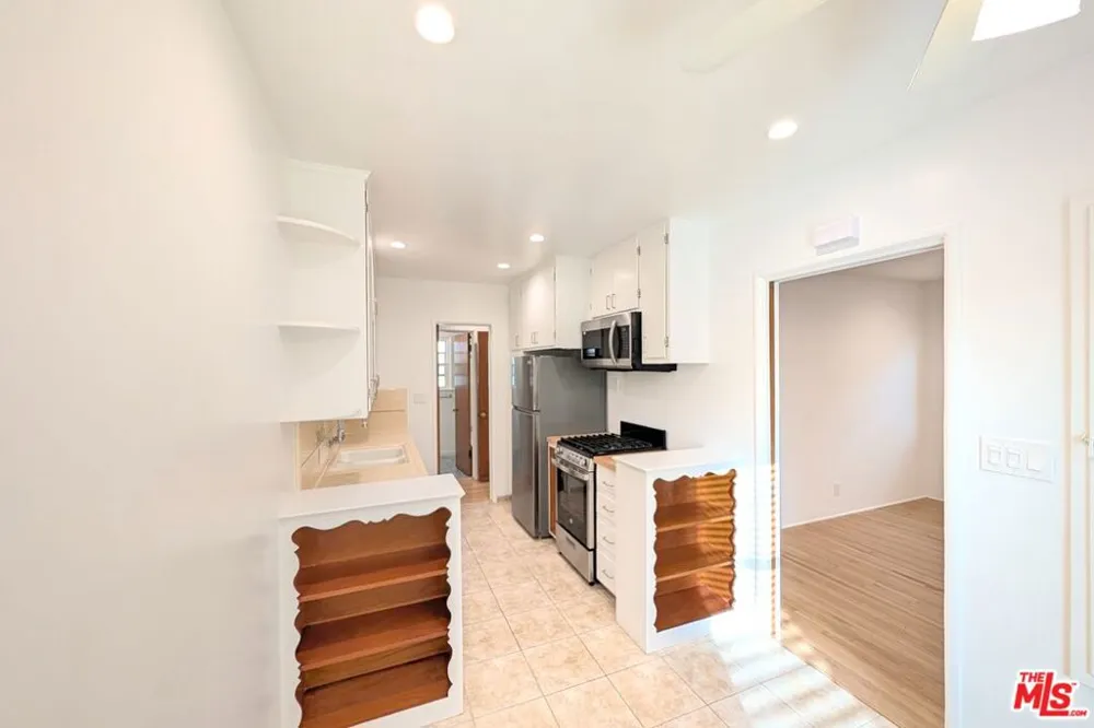 1128 Euclid Street #C Santa Monica, CA 90403