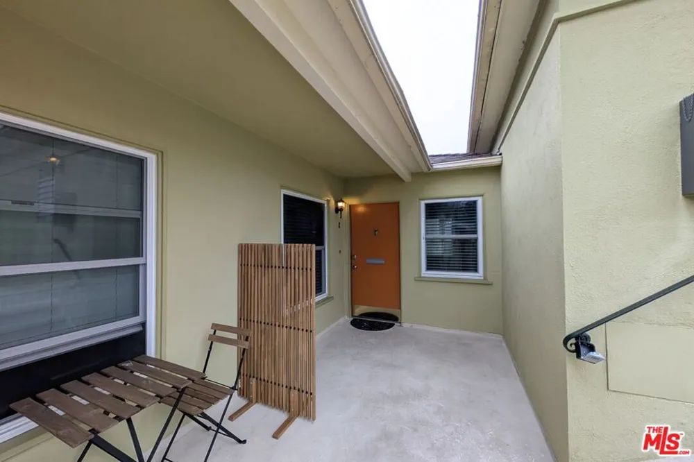 1128 Euclid Street #C Santa Monica, CA 90403
