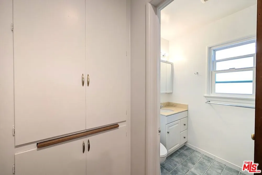 1128 Euclid Street #C Santa Monica, CA 90403