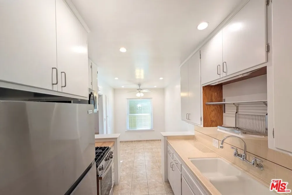 1128 Euclid Street #C Santa Monica, CA 90403