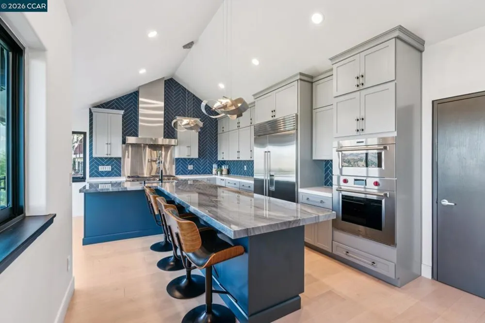 321 Castle Crest Rd Alamo, CA 94507