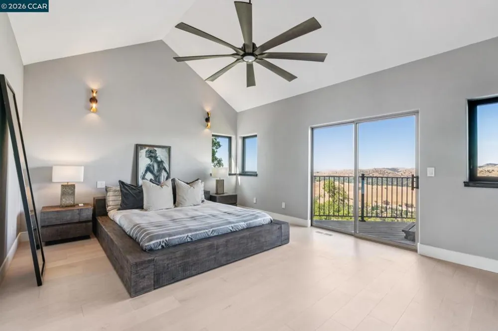 321 Castle Crest Rd Alamo, CA 94507