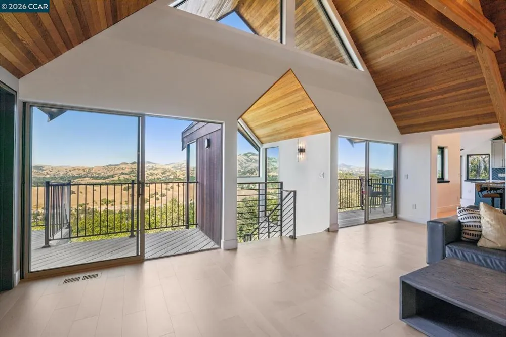 321 Castle Crest Rd Alamo, CA 94507