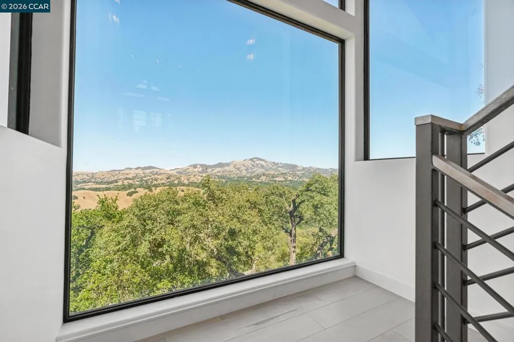 321 Castle Crest Rd Alamo, CA 94507