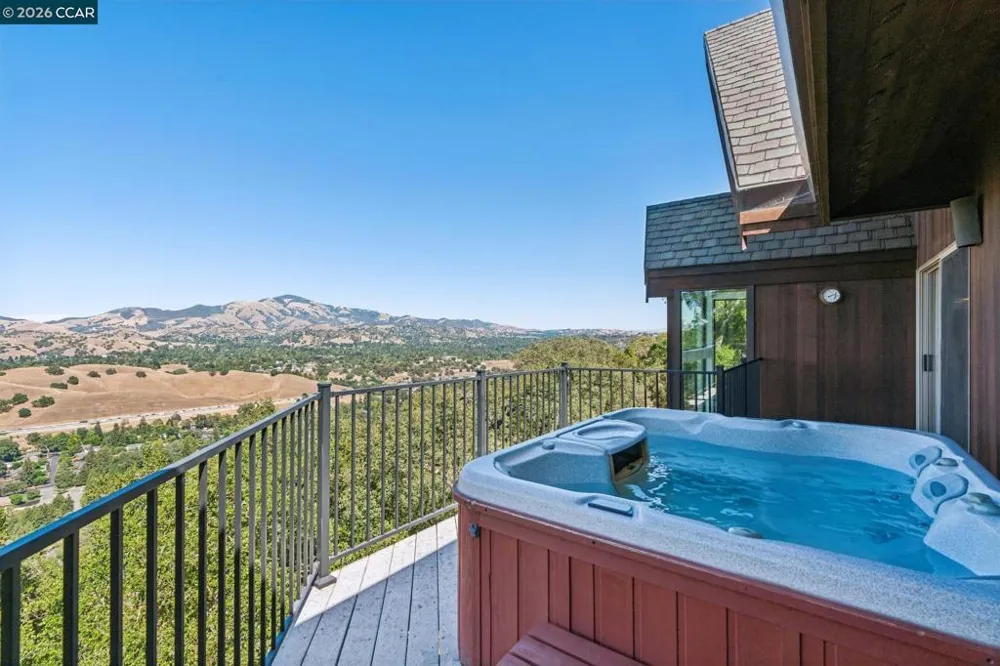 321 Castle Crest Rd Alamo, CA 94507