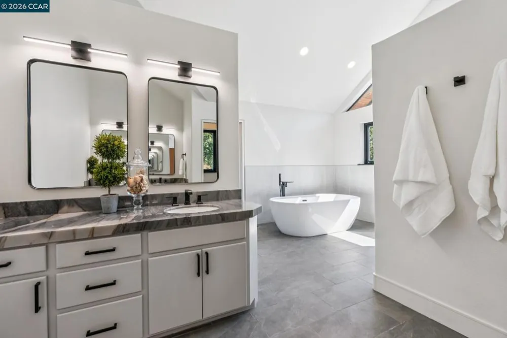 321 Castle Crest Rd Alamo, CA 94507