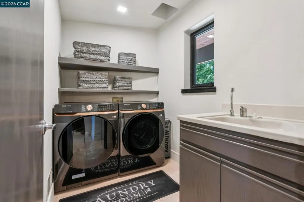 321 Castle Crest Rd Alamo, CA 94507