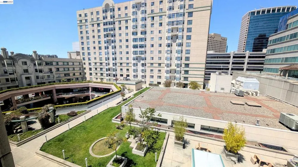 989 Webster St #645 Oakland, CA 94607