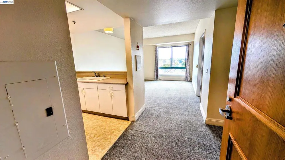 989 Webster St #645 Oakland, CA 94607