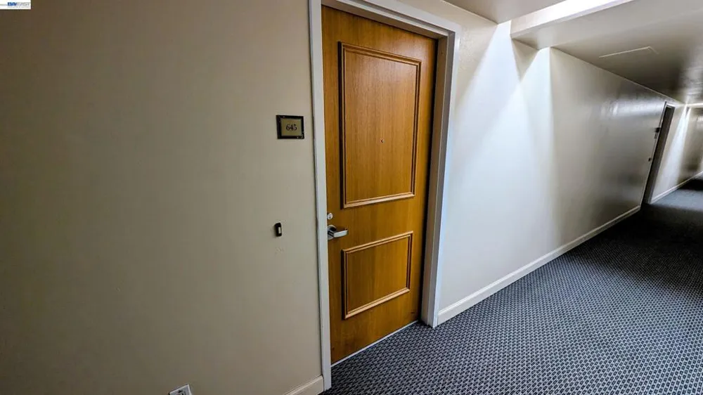 989 Webster St #645 Oakland, CA 94607