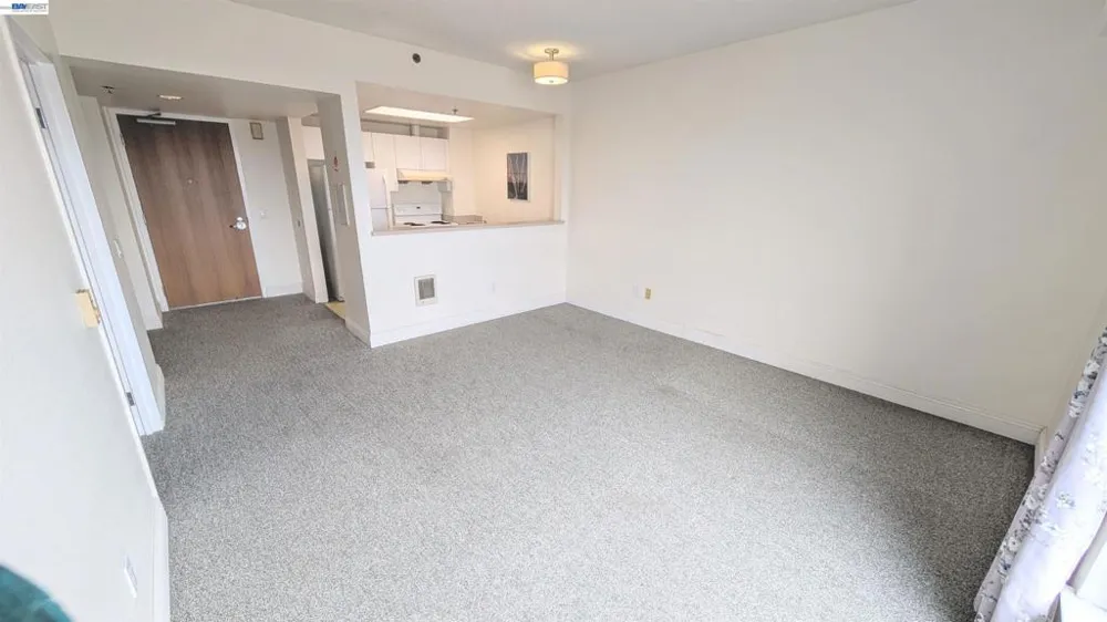 989 Webster St #645 Oakland, CA 94607