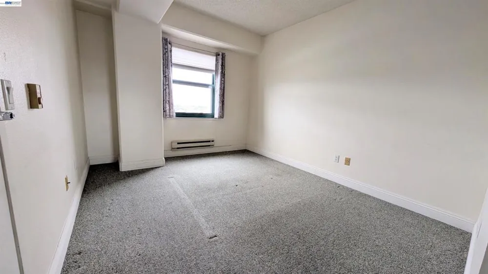989 Webster St #645 Oakland, CA 94607