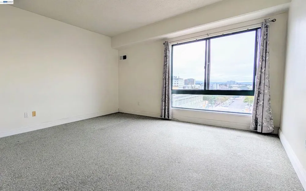 989 Webster St #645 Oakland, CA 94607
