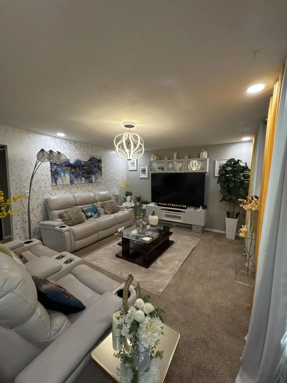 1521 Woodhill Court SW Wyoming City, MI 49509