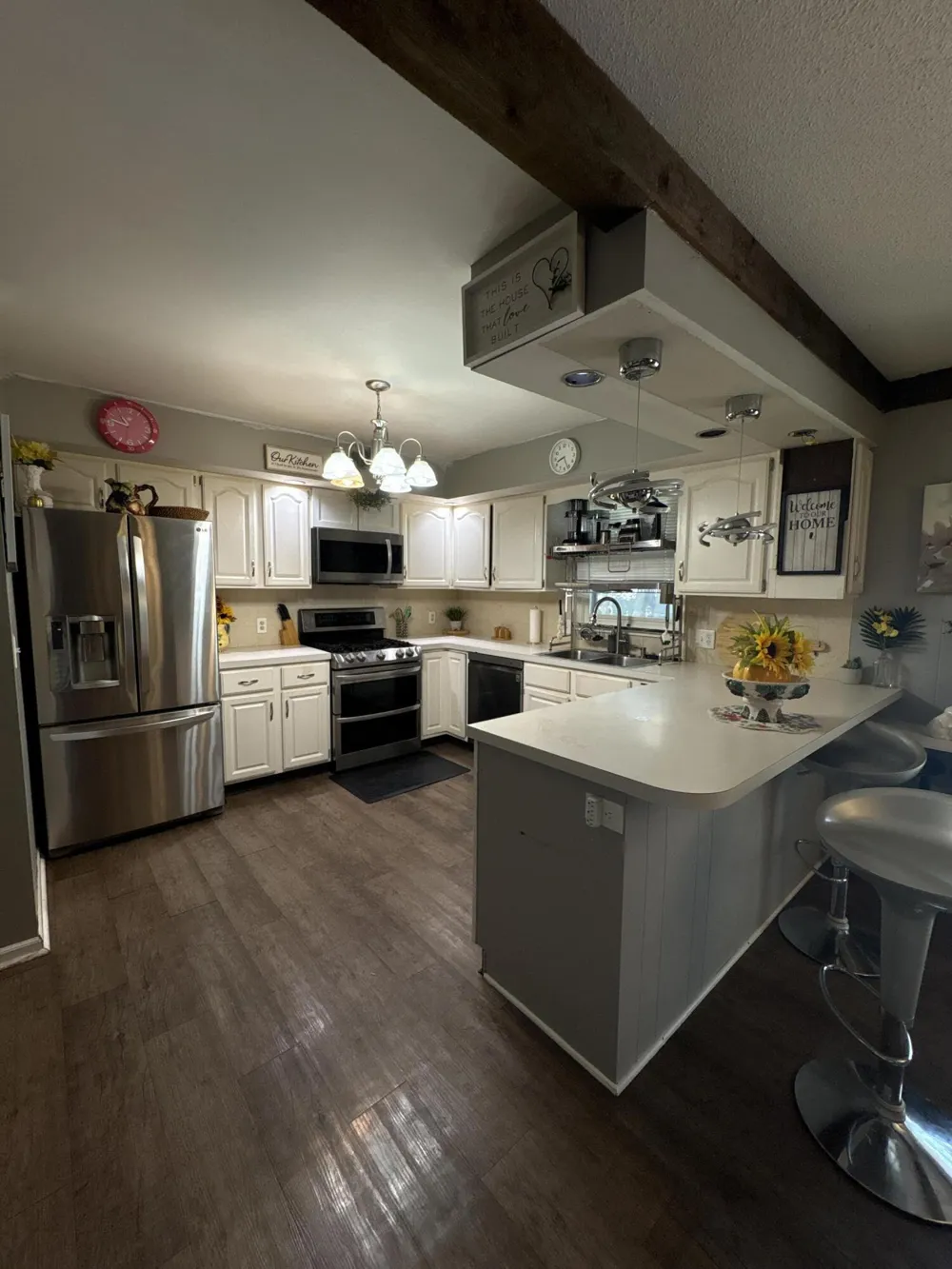 1521 Woodhill Court SW Wyoming City, MI 49509