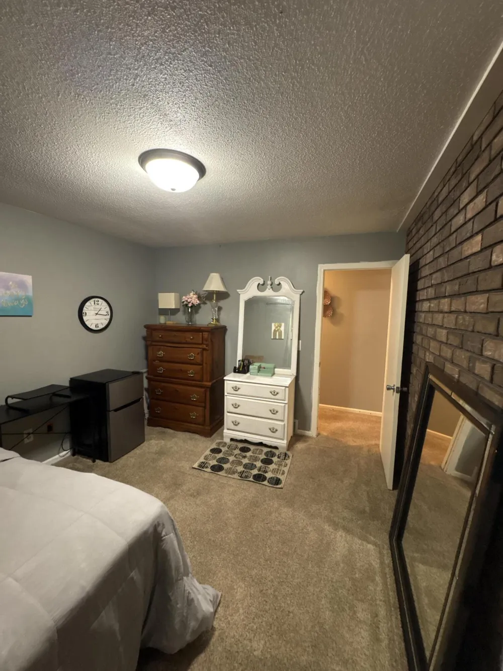 1521 Woodhill Court SW Wyoming City, MI 49509