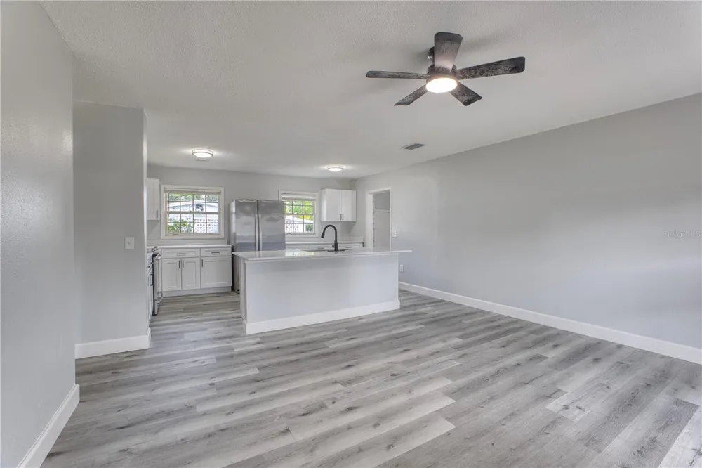 102 AMIGOS ROAD Debary, FL 32713