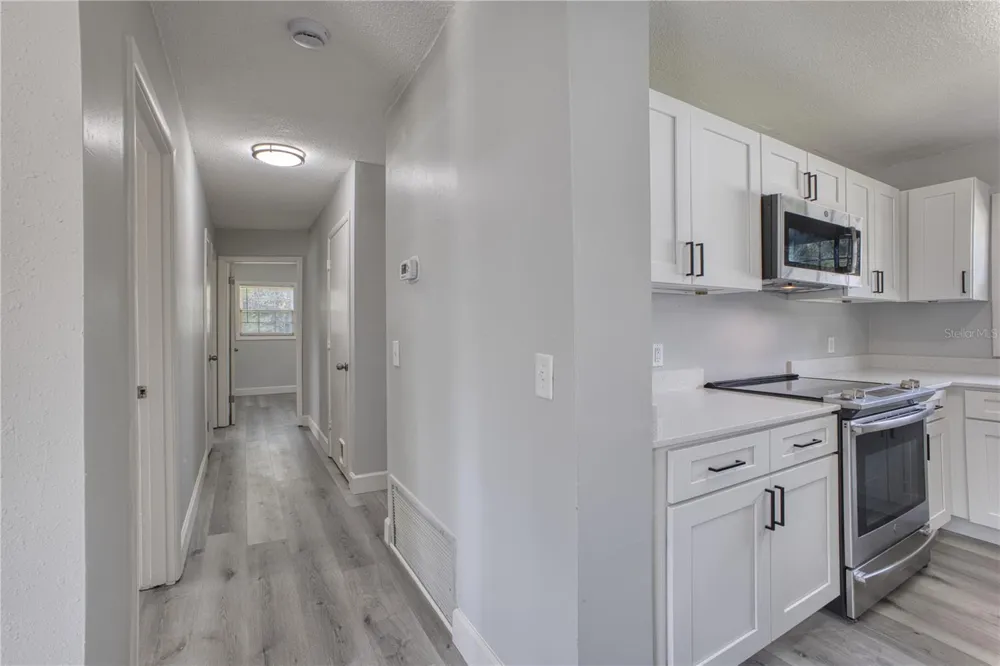 102 AMIGOS ROAD Debary, FL 32713