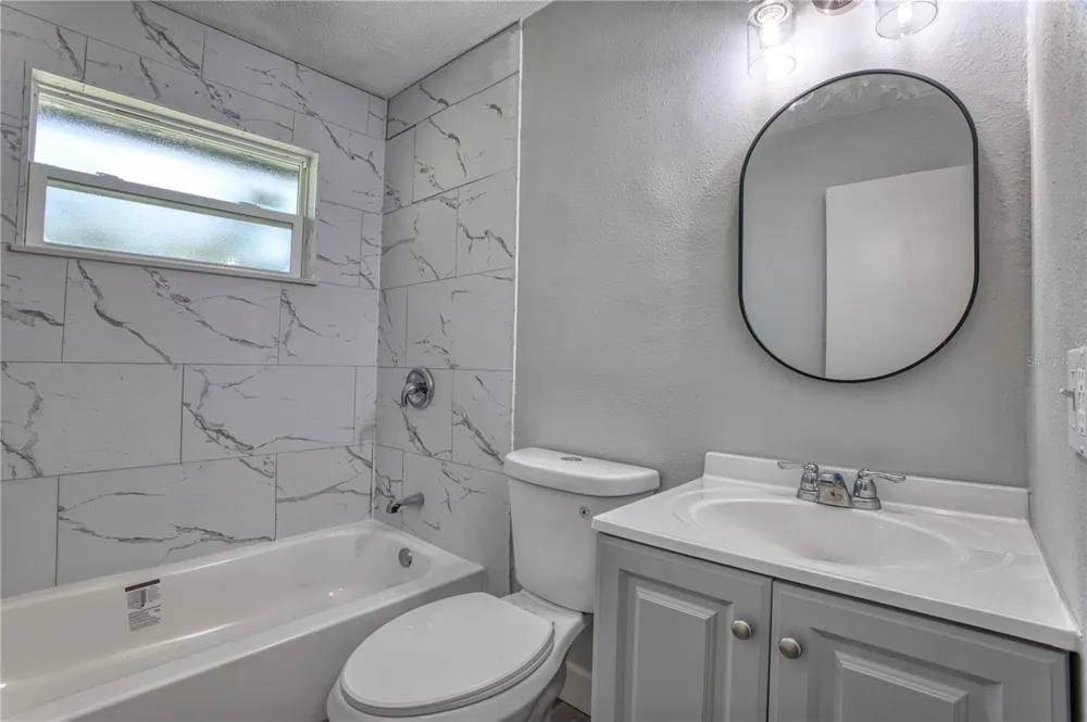 102 AMIGOS ROAD Debary, FL 32713