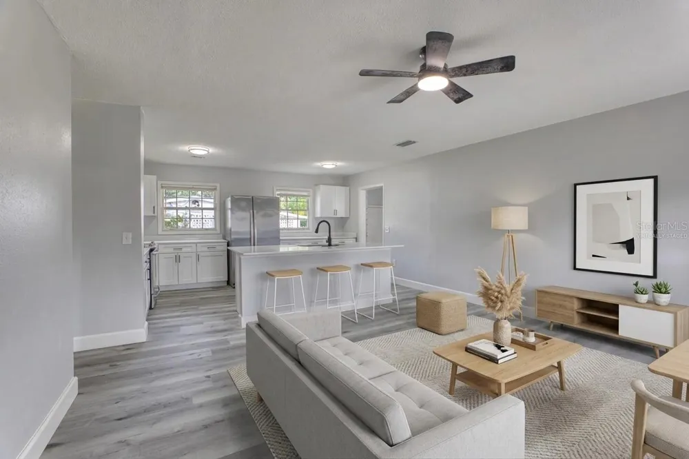102 AMIGOS ROAD Debary, FL 32713
