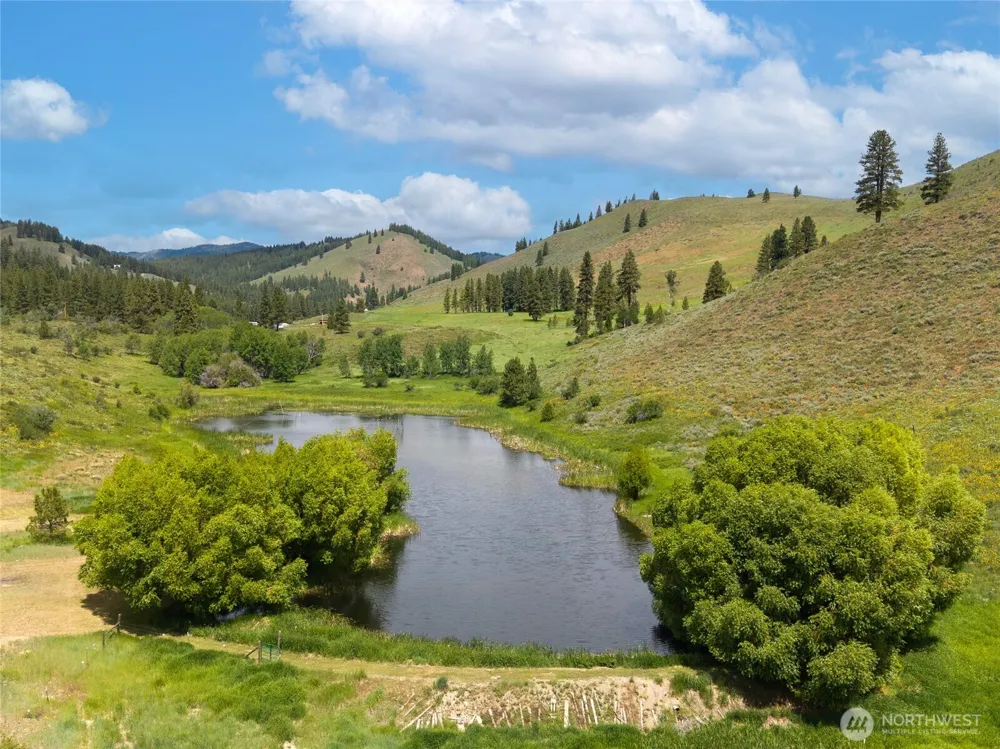 494 Rendezvous Road Winthrop, WA 98862