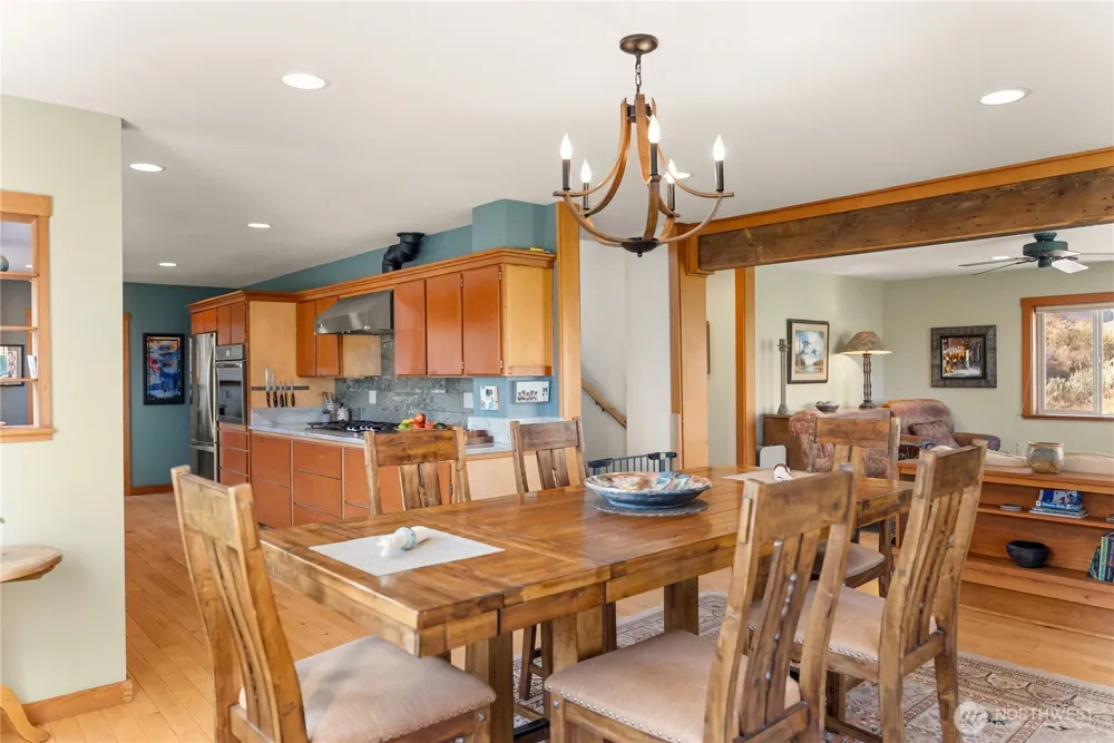 494 Rendezvous Road Winthrop, WA 98862