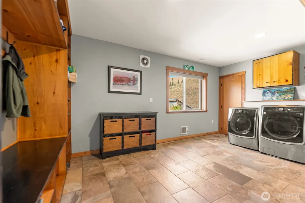 494 Rendezvous Road Winthrop, WA 98862