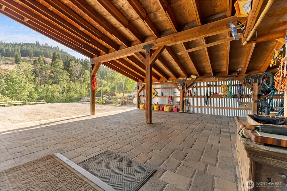 494 Rendezvous Road Winthrop, WA 98862