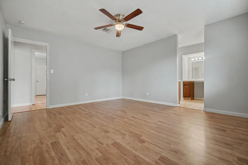 7419 Shady Vale Lane Houston, TX 77040