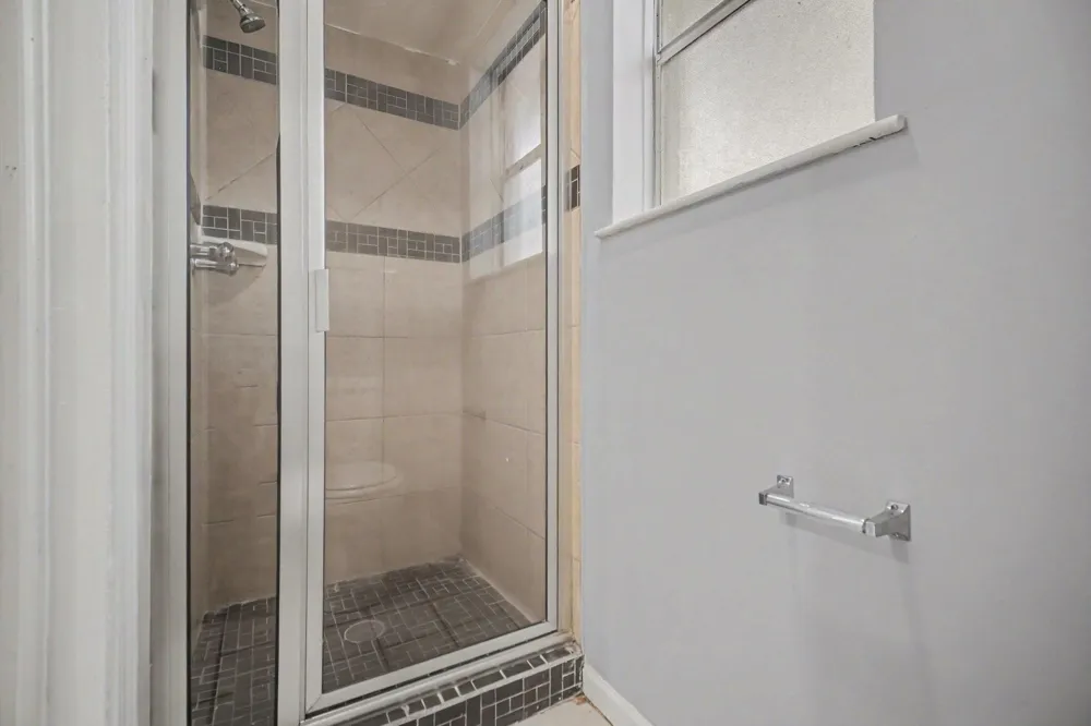 7419 Shady Vale Lane Houston, TX 77040