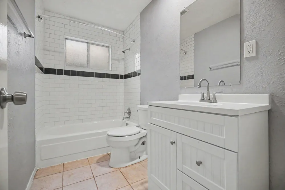7419 Shady Vale Lane Houston, TX 77040