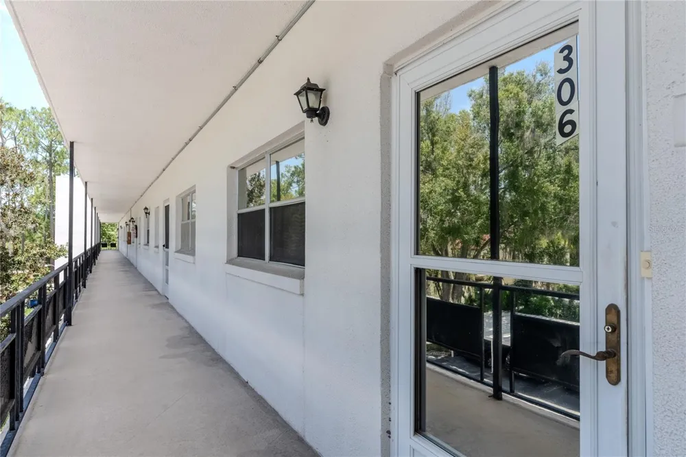 200 EL CAMINO DRIVE #306 Winter Haven, FL 33884