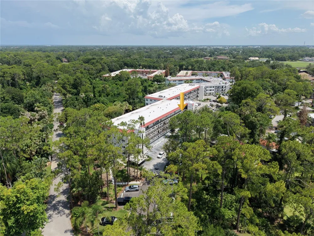 200 EL CAMINO DRIVE #306 Winter Haven, FL 33884