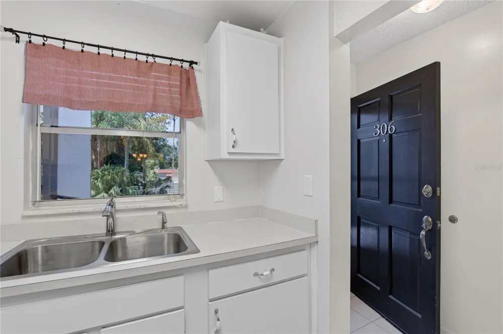 200 EL CAMINO DRIVE #306 Winter Haven, FL 33884