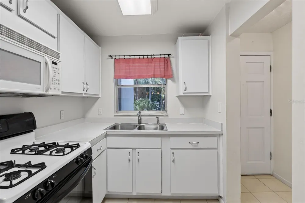 200 EL CAMINO DRIVE #306 Winter Haven, FL 33884