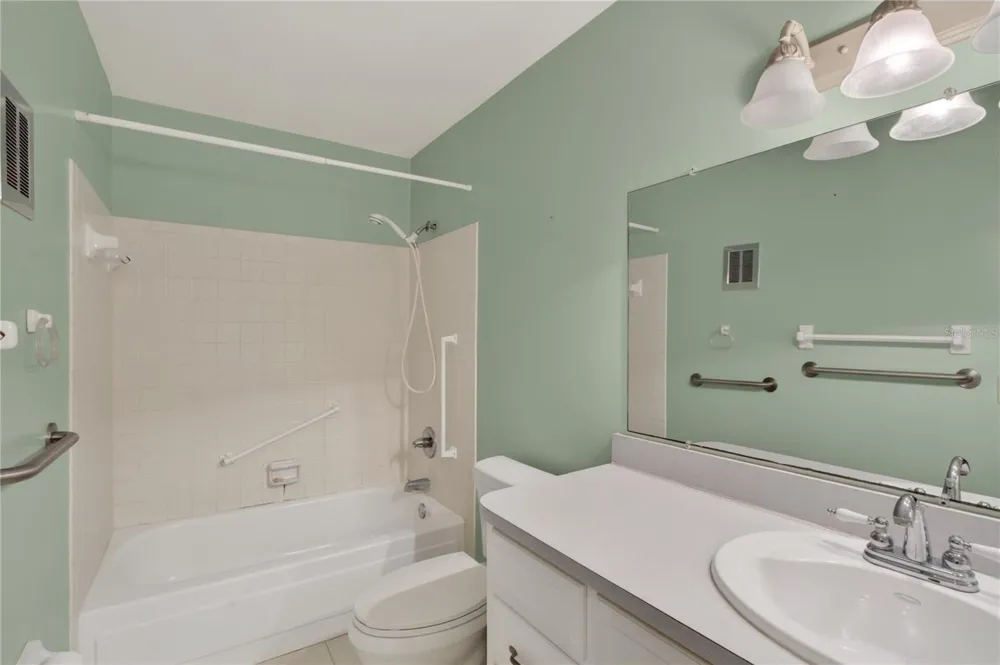 200 EL CAMINO DRIVE #306 Winter Haven, FL 33884