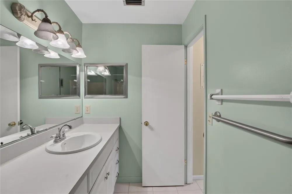 200 EL CAMINO DRIVE #306 Winter Haven, FL 33884