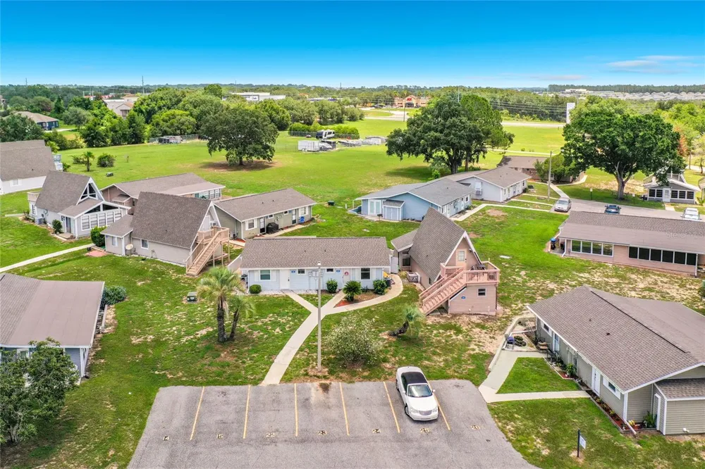 10301 US HIGHWAY 27 #22 Clermont, FL 34711