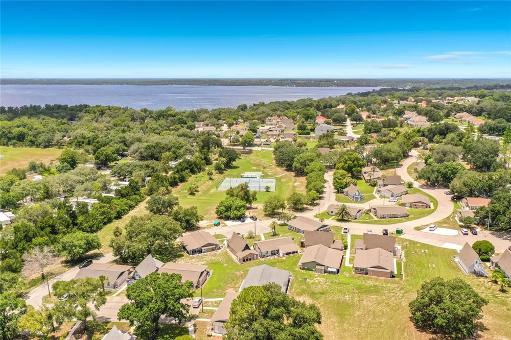 10301 US HIGHWAY 27 #22 Clermont, FL 34711