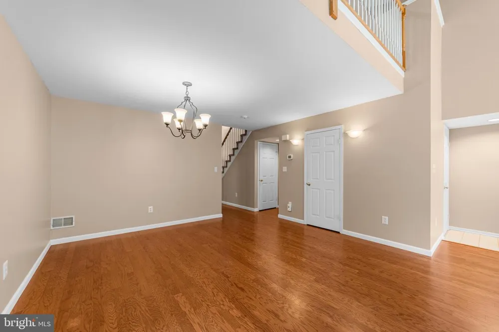 53 WINTHROP ROAD Monroe Township, NJ 08831