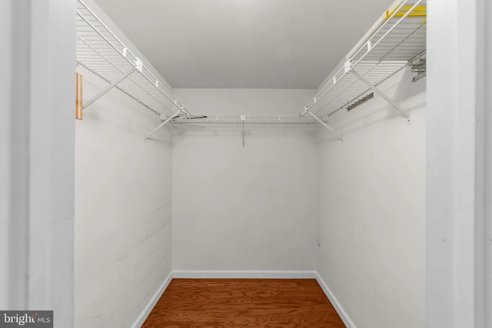 53 WINTHROP ROAD Monroe Township, NJ 08831