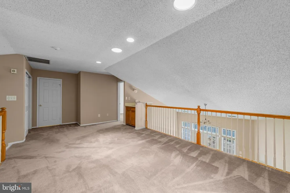 53 WINTHROP ROAD Monroe Township, NJ 08831