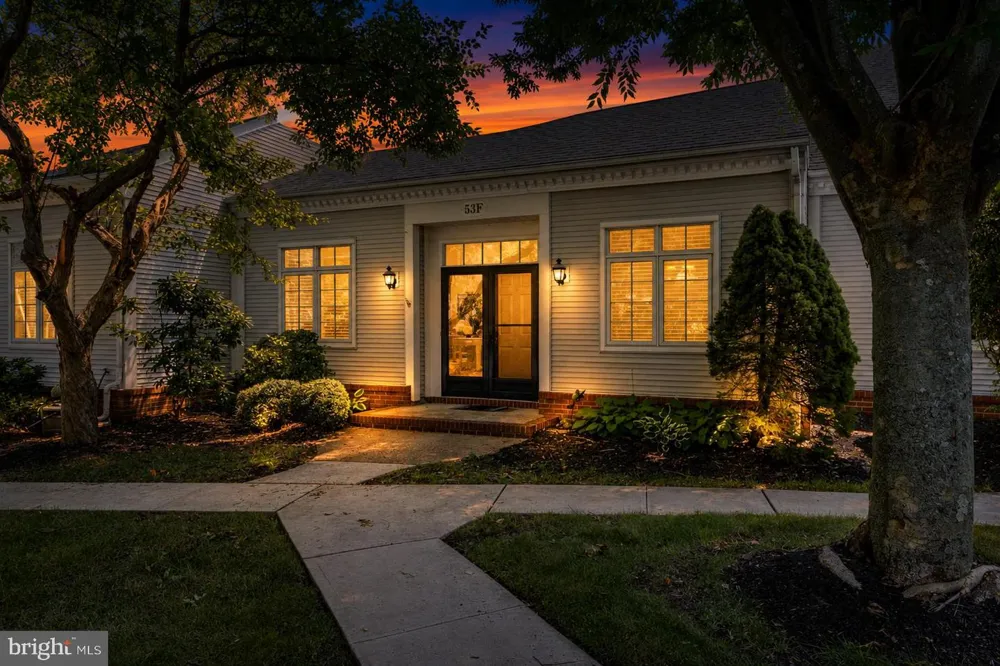 53 WINTHROP ROAD Monroe Township, NJ 08831